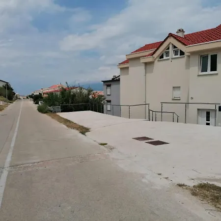 Apartman Bungic 1 Pag Town
