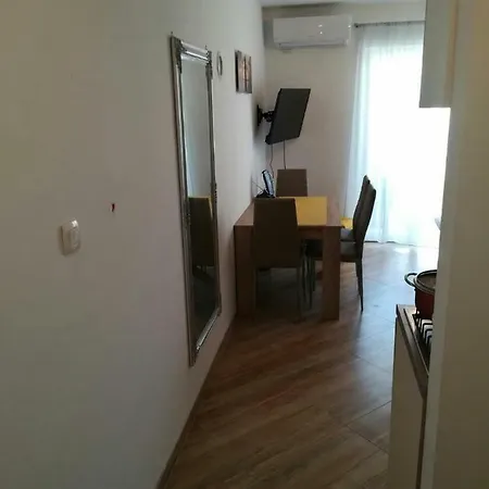 Apartman Bungic 1 *