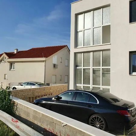 Apartman Bungic 1 Appartement Pag Town